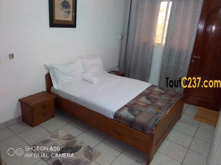 Studio moderne à louer à Bonanjo Douala