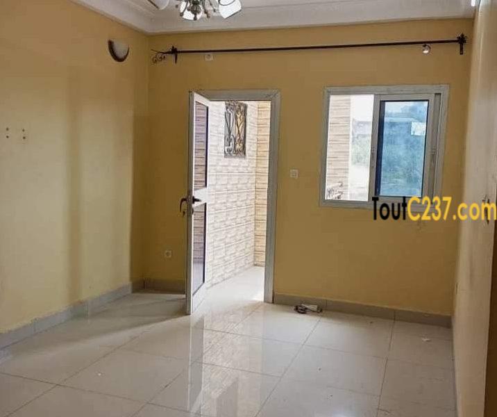 Studio moderne à louer à Logpom