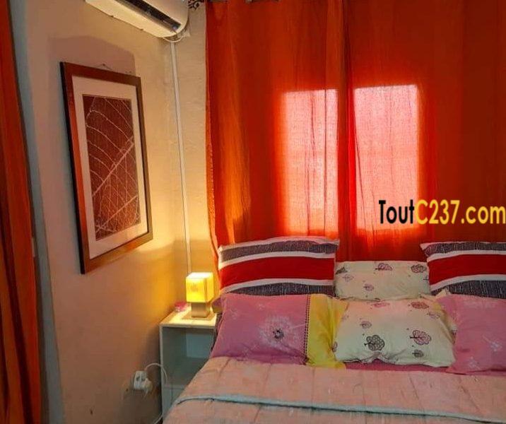 Chambre moderne meublée à Bonamoussadi Douala