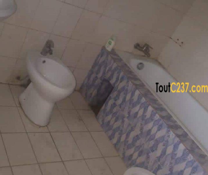 Maison à louer à Makepe Douala