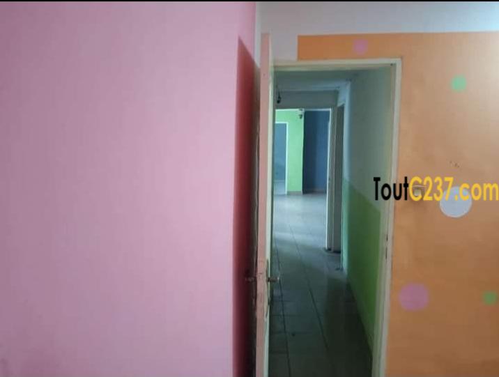 Maison à louer à Bali Douala