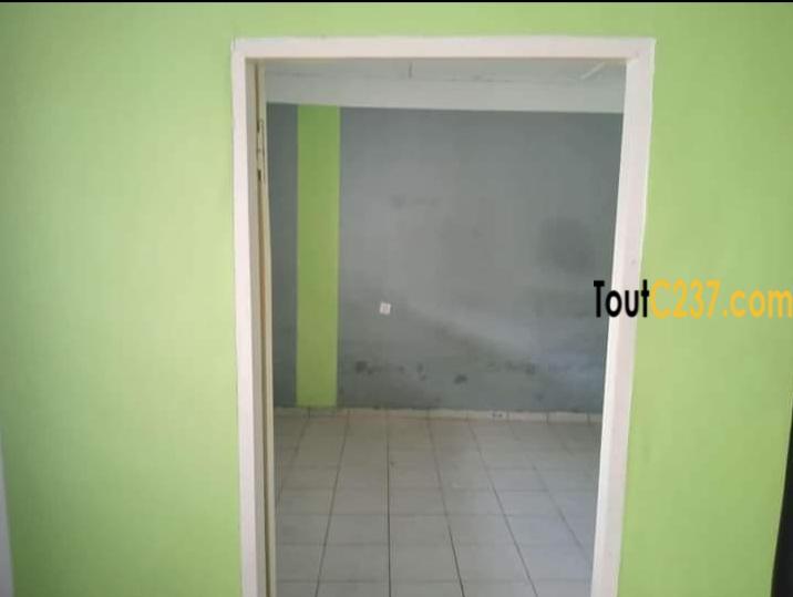 Maison à louer à Bali Douala
