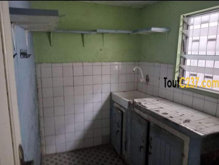Maison à louer à Bali Douala
