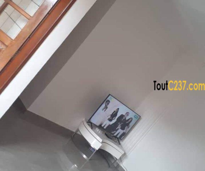 Appartement à louer à Makepe (Remboursement)
