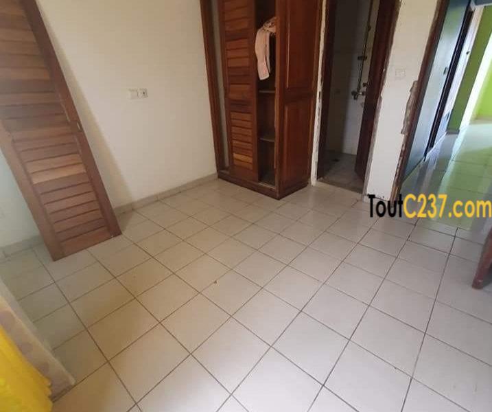 Appartement à louer à Bonapriso Douala