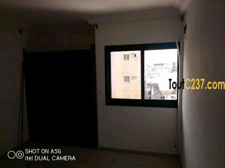 Appartement à louer à Bali Douala