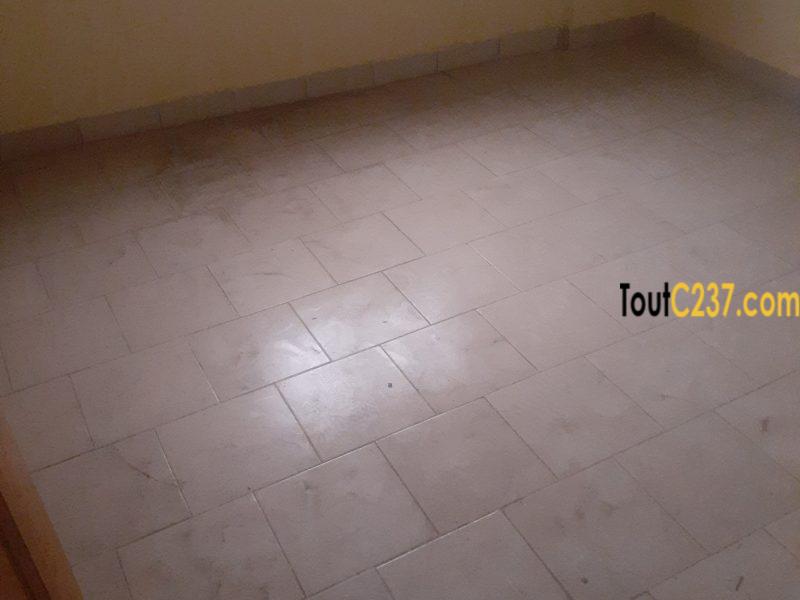Appartement neuf à pk8 Douala