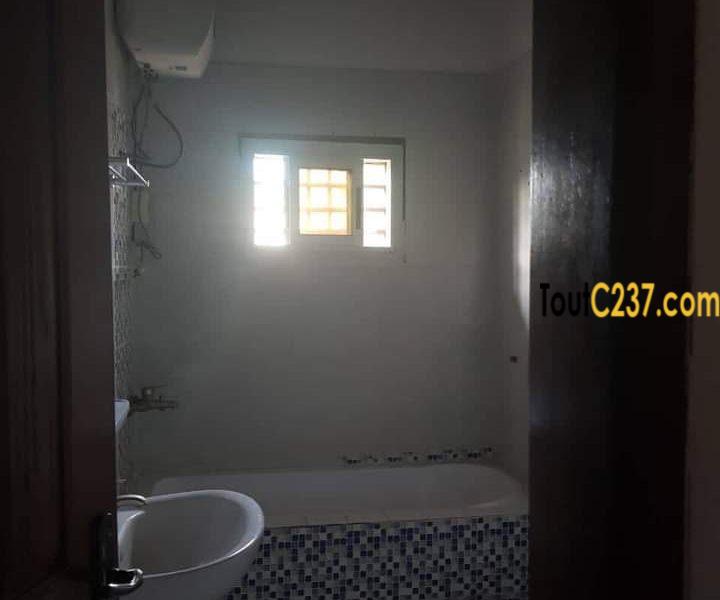 Appartement à louer à Bonamoussadi Douala