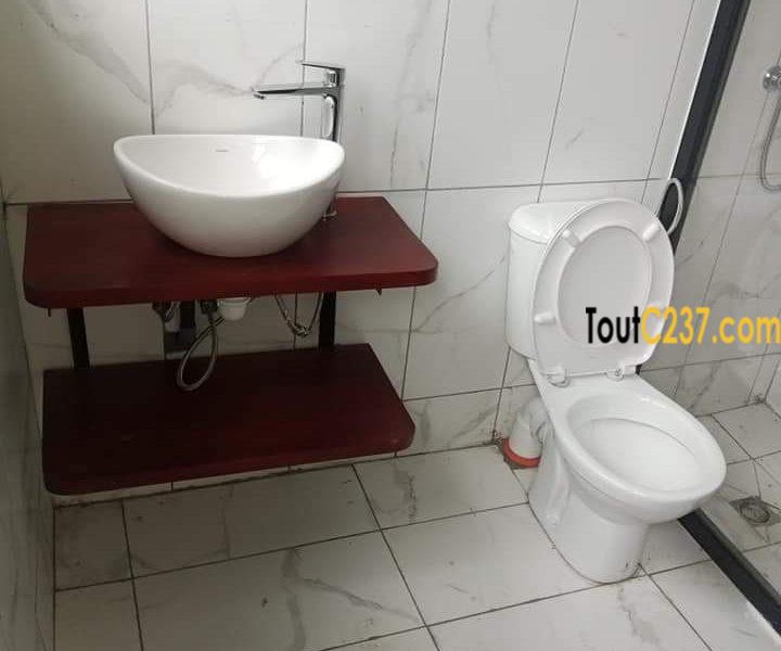 Studio haut standing à louer à #Bonamoussadi