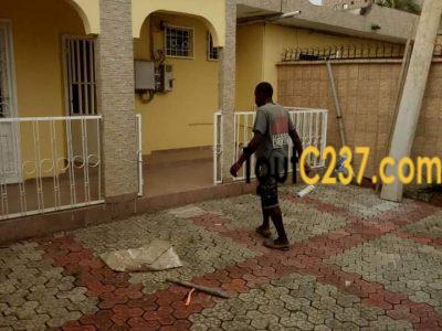 Maison sic à louer à Makepe Douala