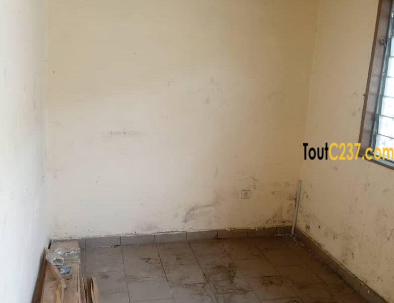 Bureau à louer à Akwa Douala