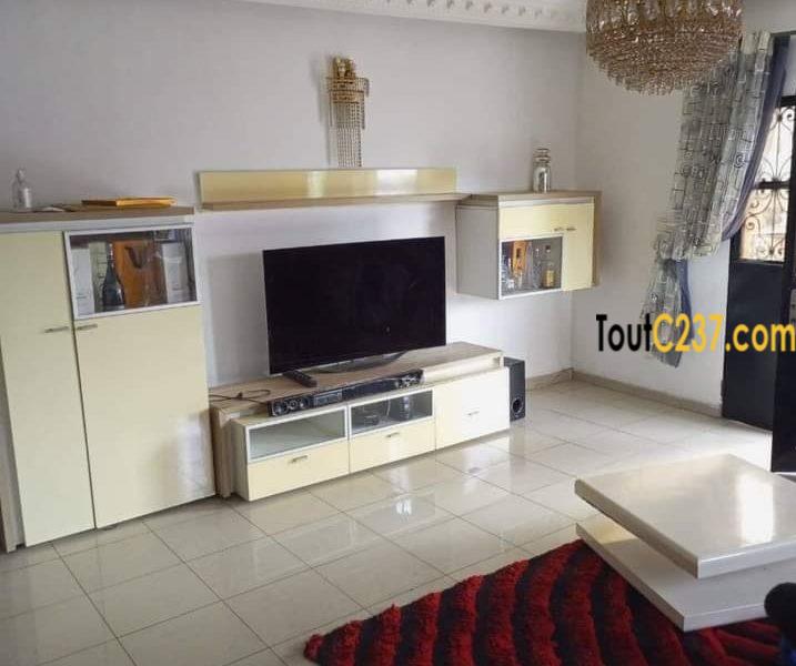 Duplex à louer à Bonamoussadi Douala