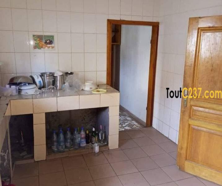 Duplex à louer à Bonamoussadi Douala