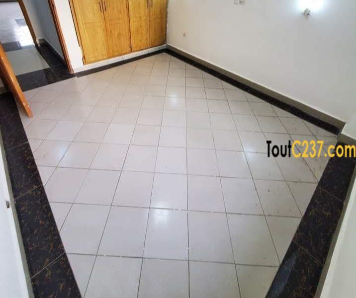 Appartement neuf à louer à Kotto