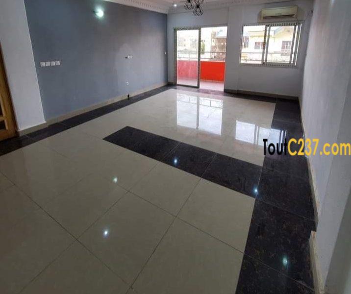 Appartement neuf à louer à Kotto