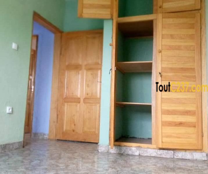 Appartement neuf à louer à Deido Douala
