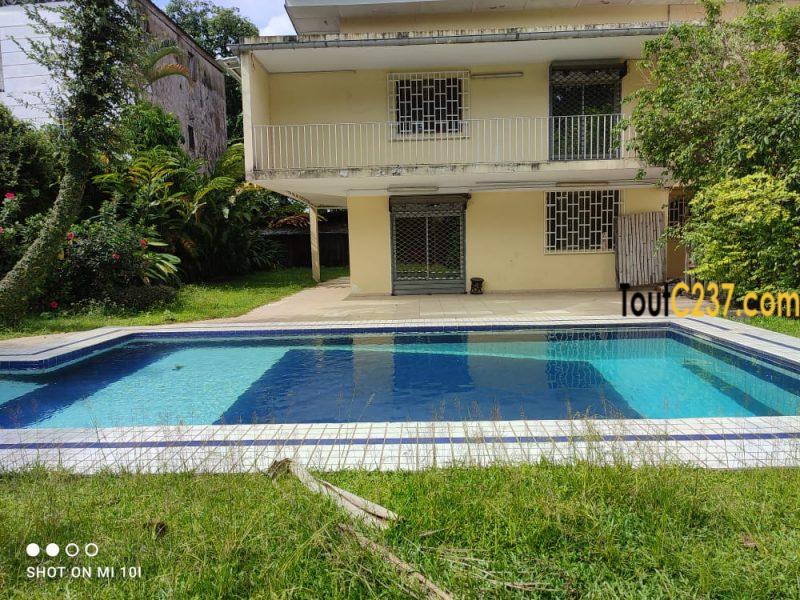 Maison en duplex à Louer à Bonapriso Douala