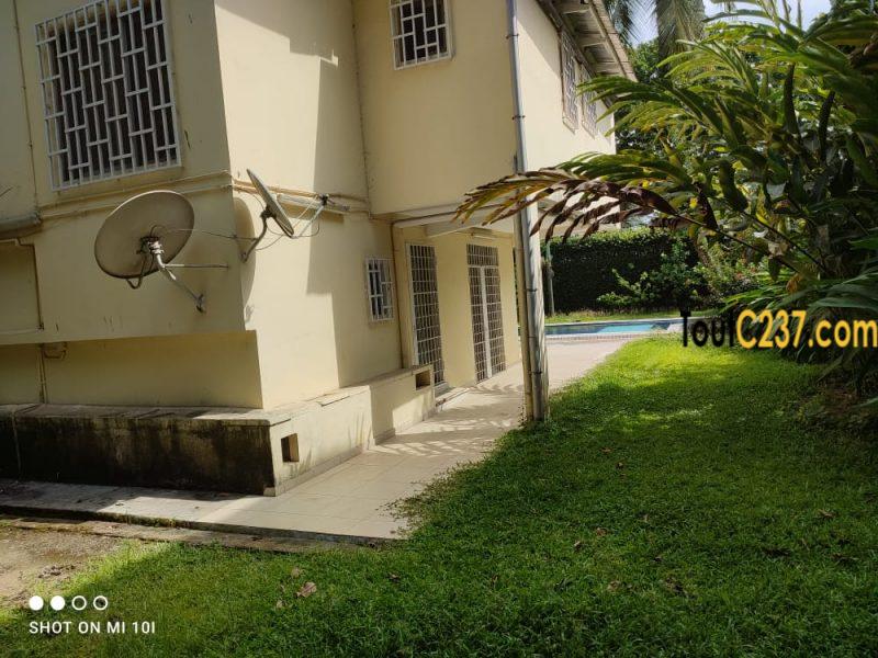 Maison en duplex à Louer à Bonapriso Douala