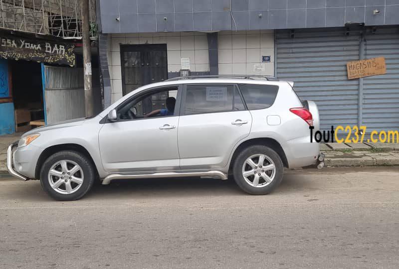 Toyota à vendre à Akwa Douala