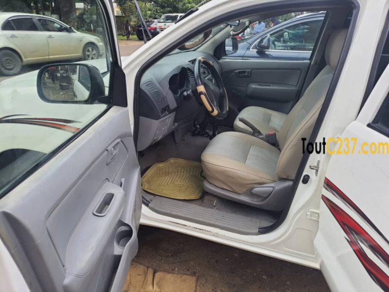 Toyota Hilux à vendre à Douala