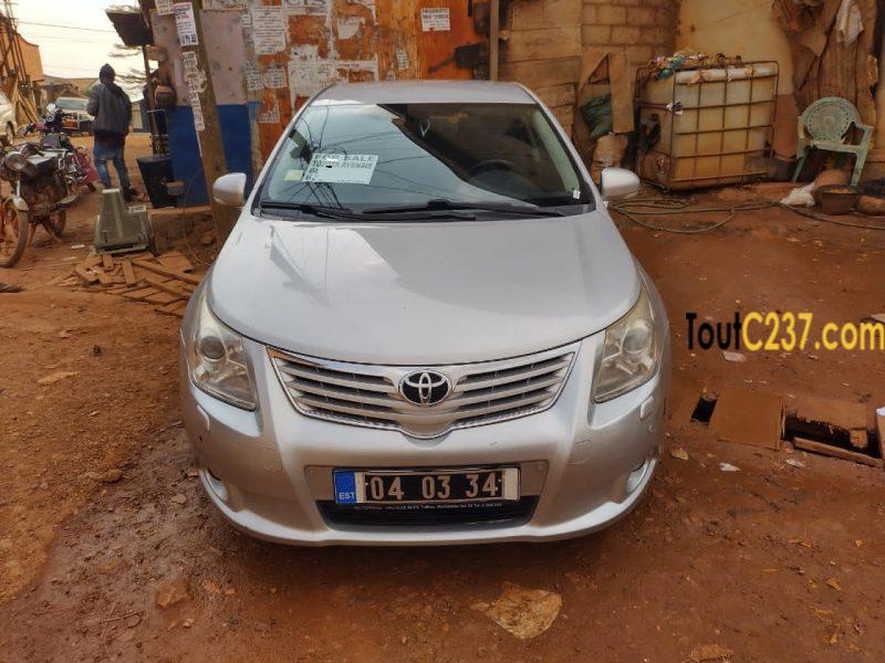 Toyota Avensis à Vendre à Akwa Douala