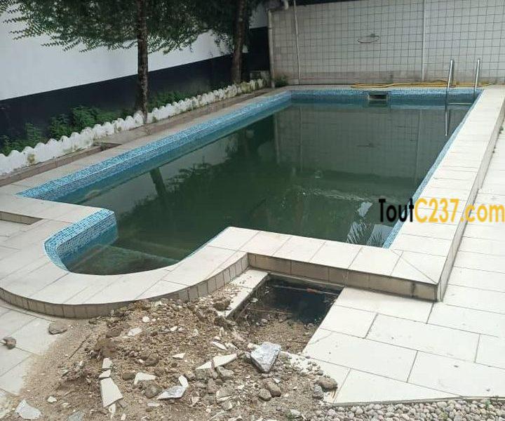 Maison duplex à louer à Bonapriso Douala