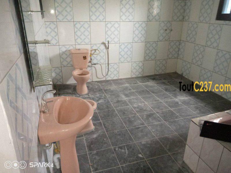 Duplex à louer à Makepe Douala