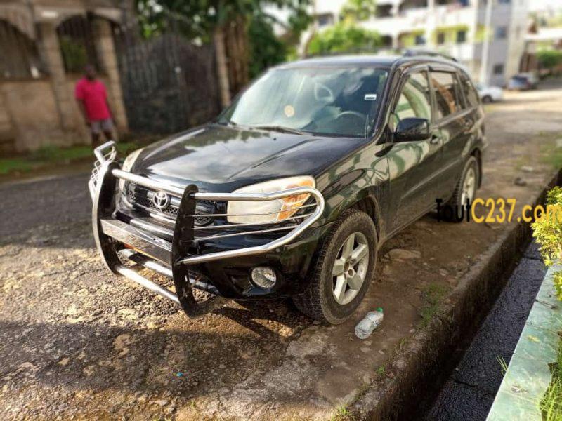 Toyota Rav4 à vendre à Douala