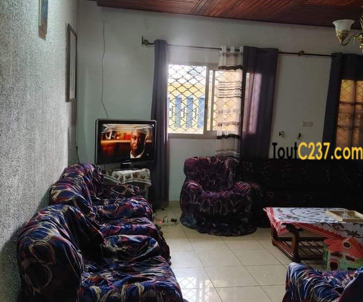 Maison à louer à Logpom Douala