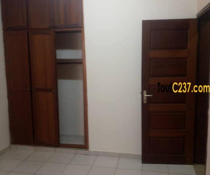Grand Appartement à louer à Kotto Douala