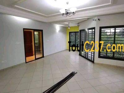 Joli Appartement à louer à Logpom