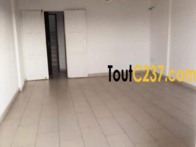 Appartement à louer à Makepe Douala