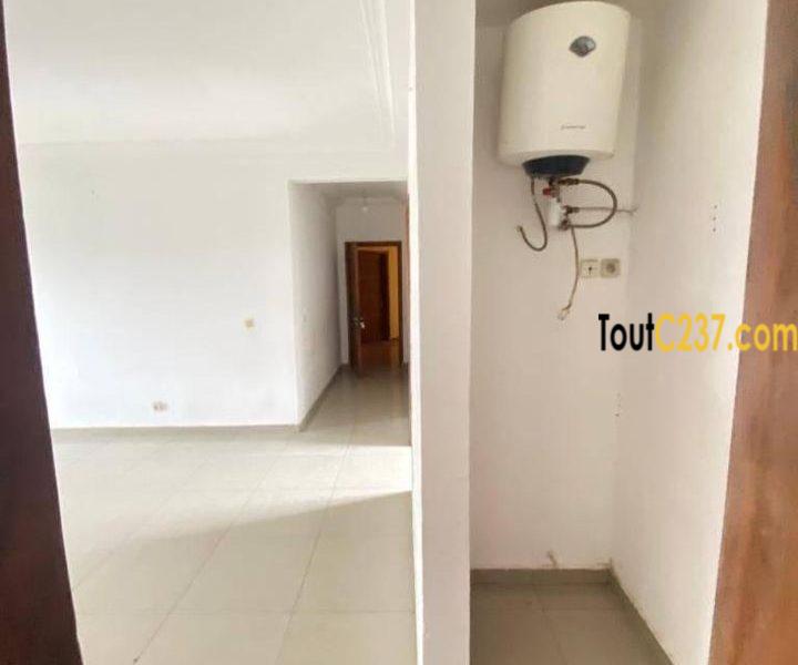 Très Joli Appartement à louer à Kotto