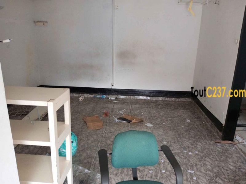 Boutique à louer à Bonapriso Douala