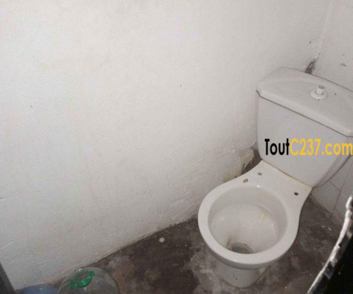 Boutique à louer à Bonapriso Douala