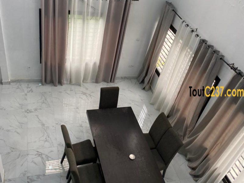 Somptueux Duplex à louer à Logbessou