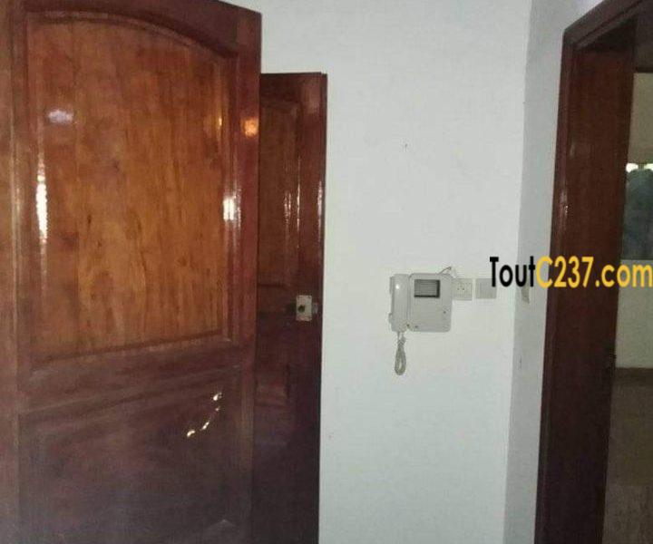 Maison à louer à Makepe Douala