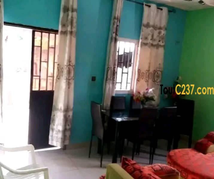 Maison à vendre à Pk12 Douala