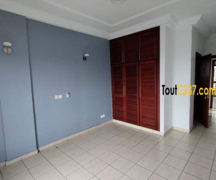 Appartement à louer a Bonapriso Douala
