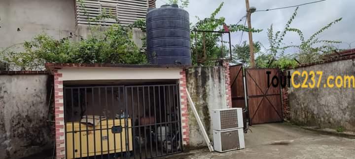 Duplex à louer à Bonapriso (Youpwe) Douala