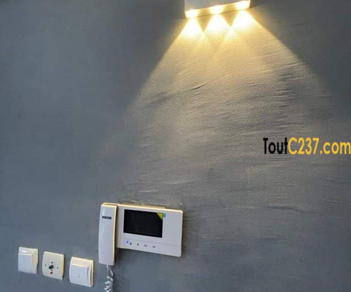 Maison en duplex à vendre à Yassa