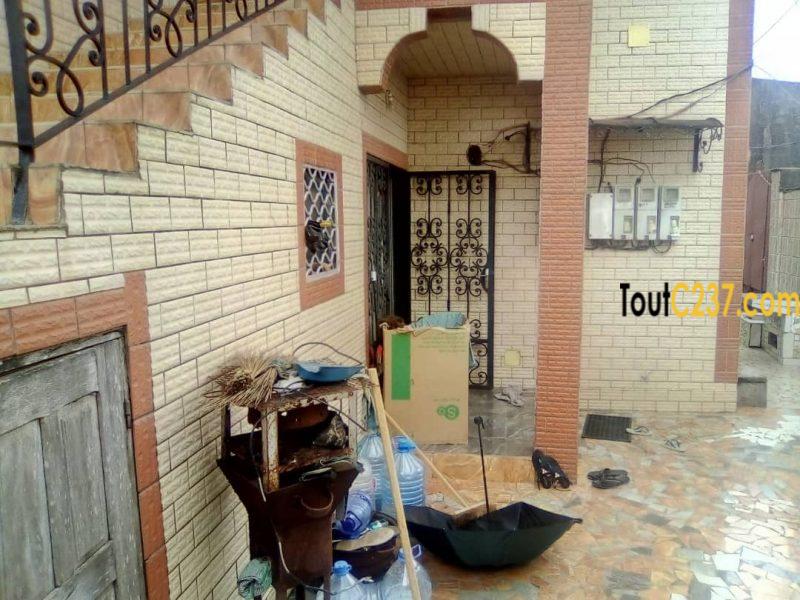 Immeuble à vendre Pk10 Douala
