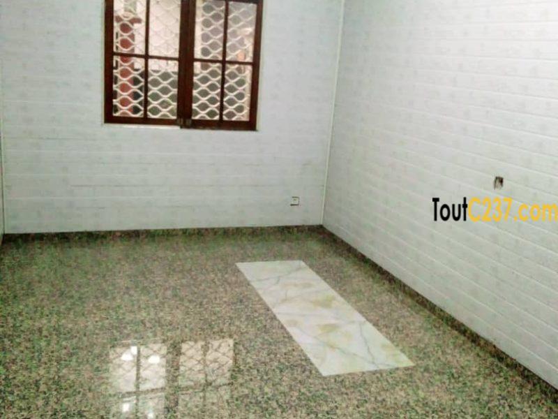 Appartement privé à louer à Makepe