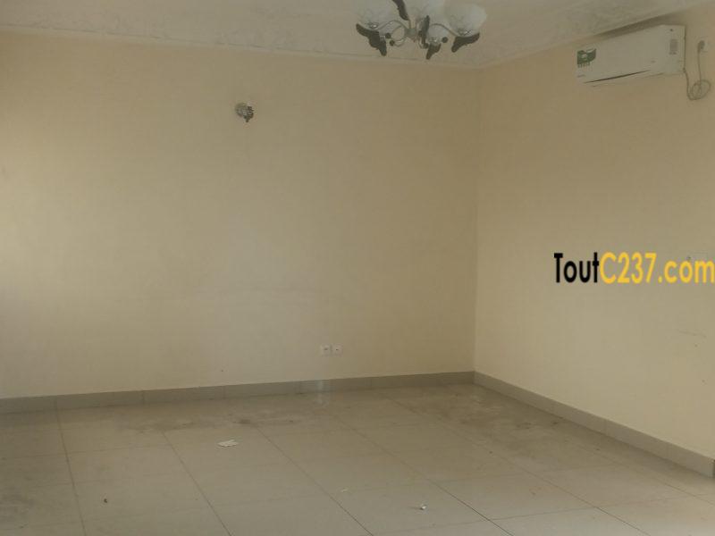 Appartement à louer a Deido,