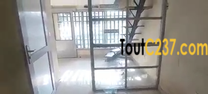 Espace commercial a louer à Bali Douala