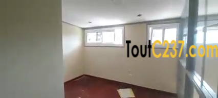 Espace commercial a louer à Bali Douala