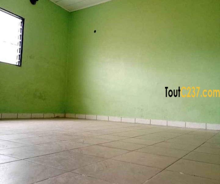 Maison en villa a louer à Logbessou Pk14