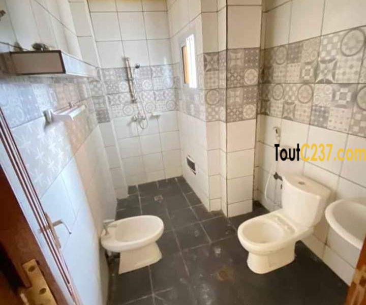 Appartement à louer à Logbessou, Douala