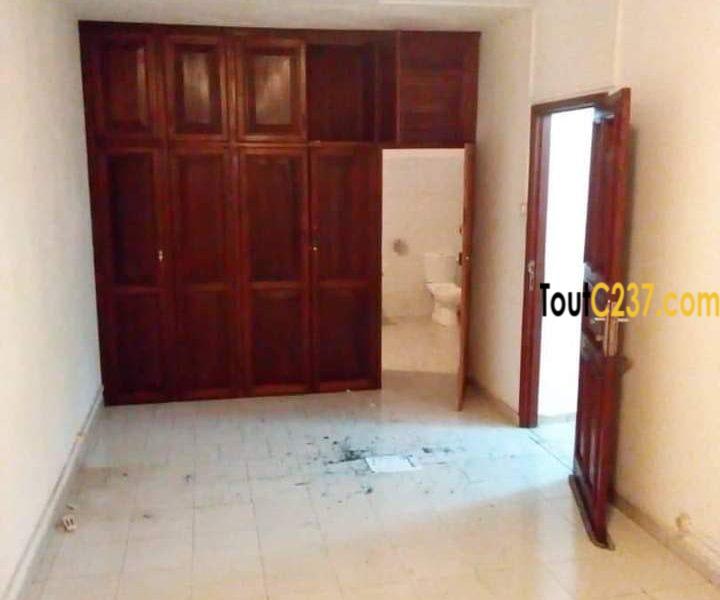 Maison en villa à vendre à kotto