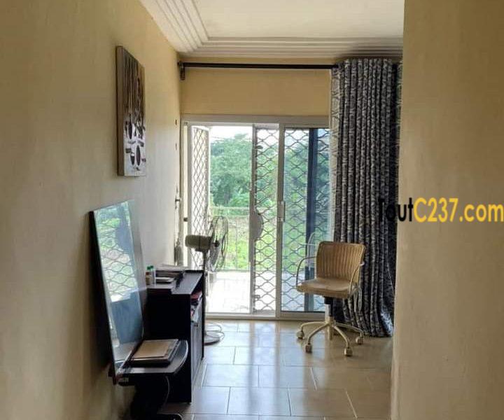 Maison en duplex à vendre à Yassa